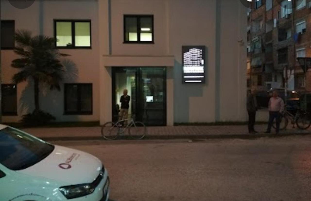 White Apartment Tirana Exterior photo